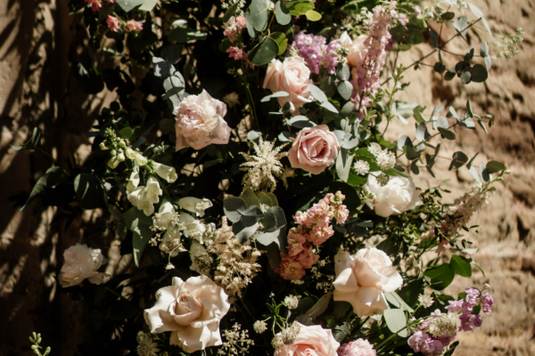 wedding flowers at herefordshire venue